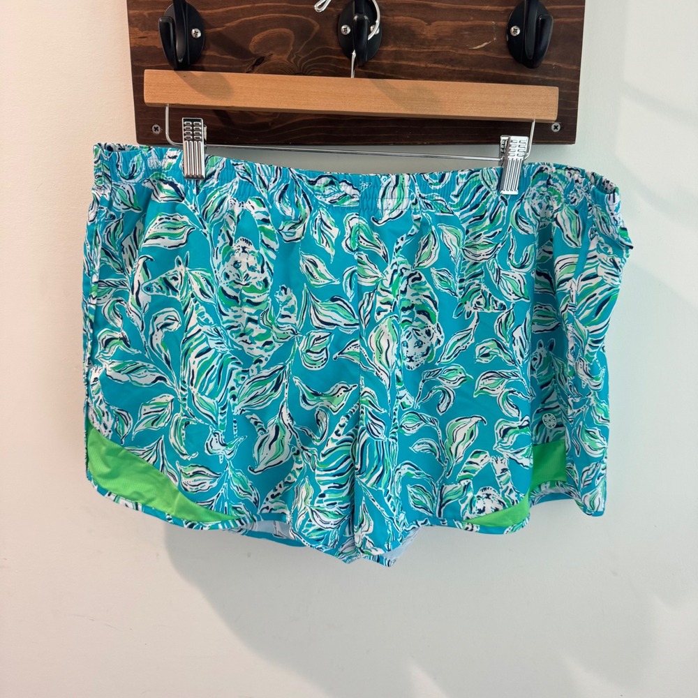 Lilly Pulitzer Luxletic Ocean Trail Shorts Turquoise Oasis Outta Line Print XL